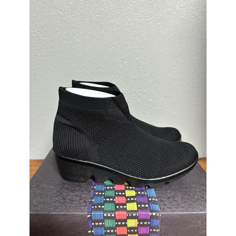 Bernie Mev Camryn Black Stretch Knit Ankle Boot Wedge Size 36 US 5-5.5